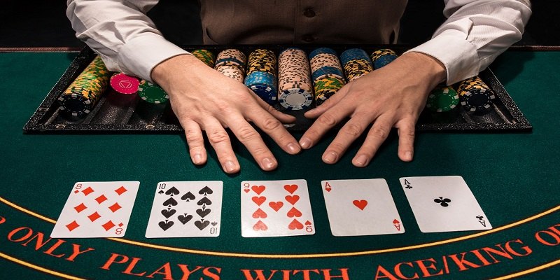 Thứ tự bài Poker trong phiên bản Texas Hold’em